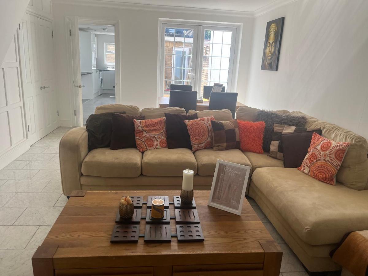 City Reach Retreat Spacious 4Bed House Startford Maryland Great Transport Links Londres Exterior foto